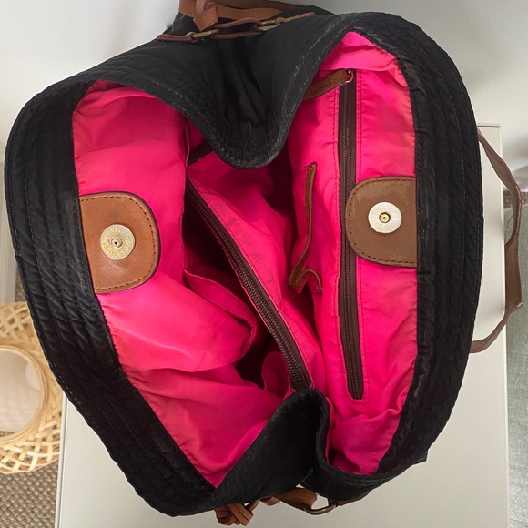 Dooney & Bourke Shoulder Bag - Picture 4 of 12